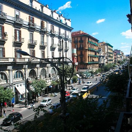 Bianchi Mediterranei B&B Napoli Ngoại thất bức ảnh