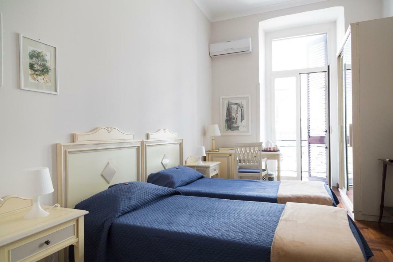 Bianchi Mediterranei B&B Napoli Ngoại thất bức ảnh