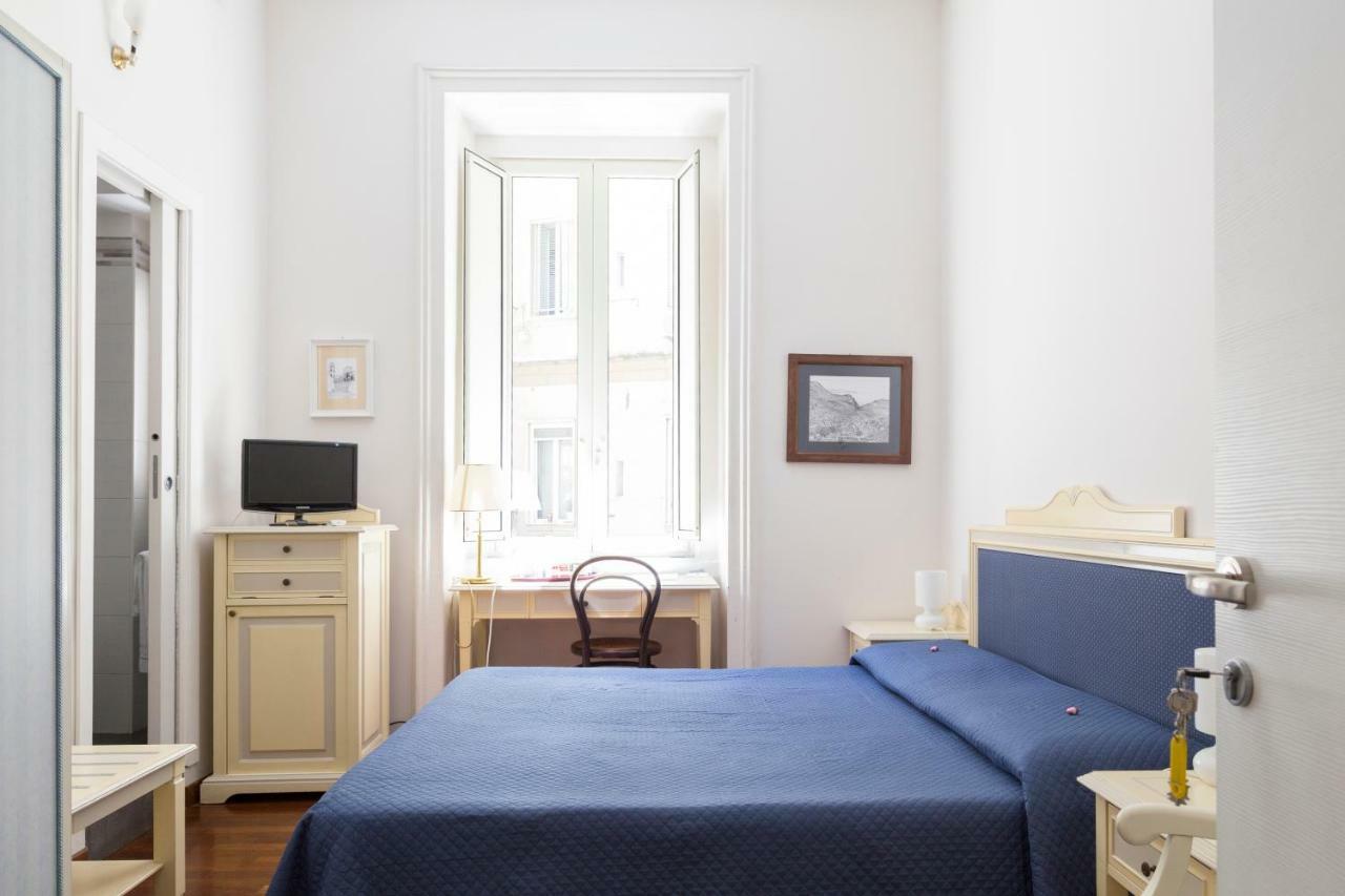 Bianchi Mediterranei B&B Napoli Ngoại thất bức ảnh